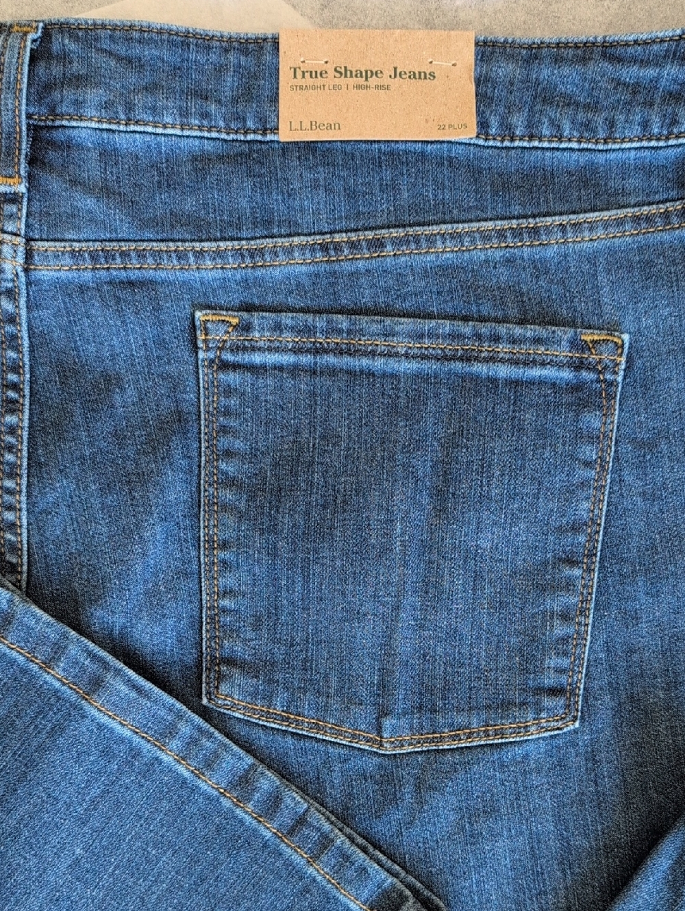 L.L. Bean Indigo Straight Jeans Plus Size Classic Timeless Retro Stonewashed - Picture 6 of 9